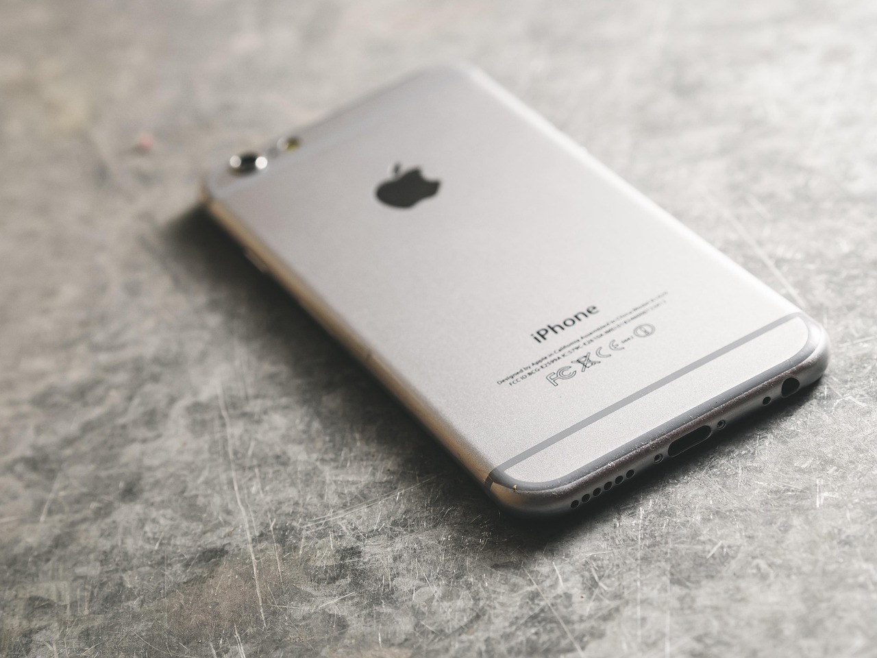 苹果iPhone 15最新高清图展示、评测一览