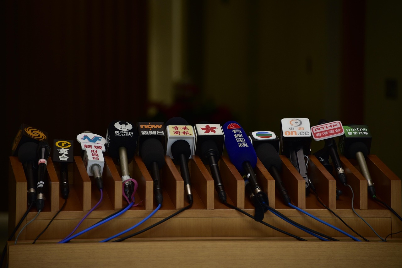 新闻时代下的中国广播电视变革与发展概述